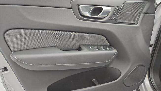 Volvo XC 60 B4 D AWD Plus Dark aut ! Z Polskiego Salonu ! Faktura Vat !