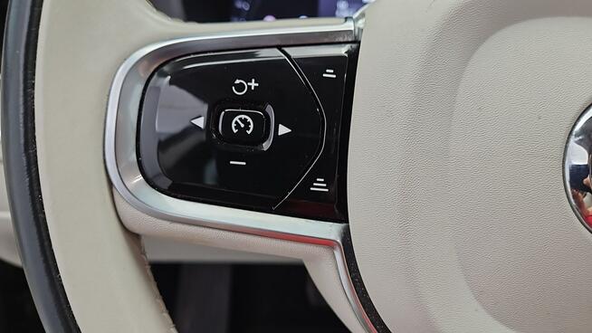 Volvo XC 60 B4 B Plus Dark aut ! Z Polskiego Salonu ! Faktura Vat !