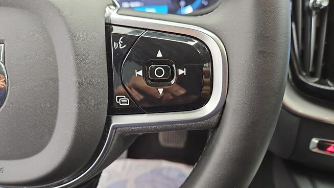 Volvo XC 60 B4 D AWD Plus Bright aut ! Z Polskiego Salonu ! Faktura Vat !