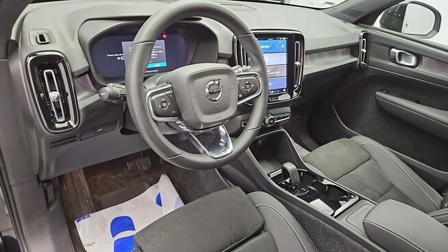 Volvo XC 40 82kWh P8 Recharge AWD Plus aut ! Z Polskiego Salonu ! Faktura Vat !