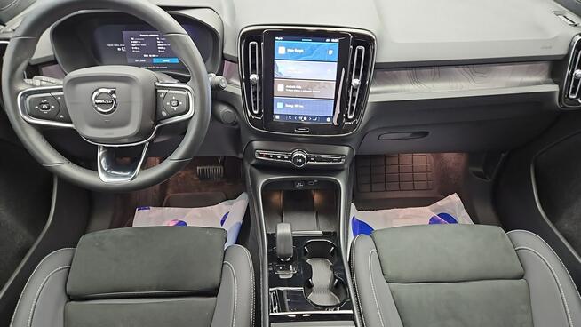 Volvo XC 40 82kWh P8 Recharge AWD Plus aut ! Z Polskiego Salonu ! Faktura Vat !