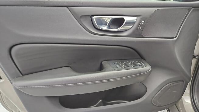 Volvo V60 B3 B Core aut ! Z Polskiego Salonu ! Faktura Vat !