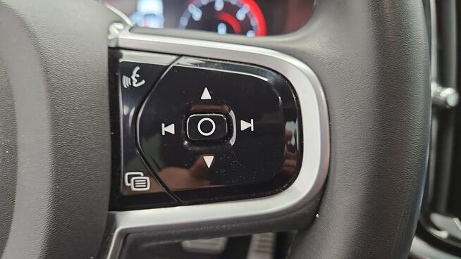 Volvo V60 B4 D Plus Dark aut ! Z Polskiego Salonu ! Faktura Vat !