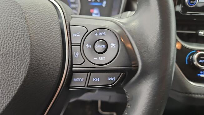 Toyota Corolla 1.8 Hybrid Comfort ! Z Polskiego Salonu ! Faktura Vat !