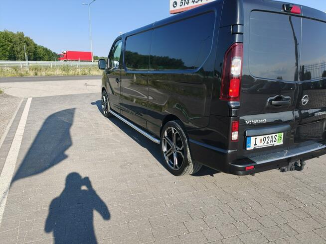 Bardzo ładny Opel Vivaro 2015