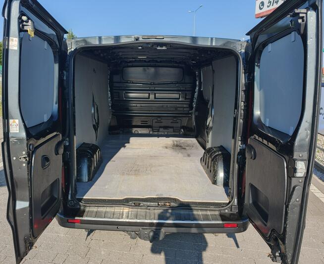 Bardzo ładny Opel Vivaro 2015