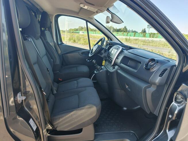Bardzo ładny Opel Vivaro 2015