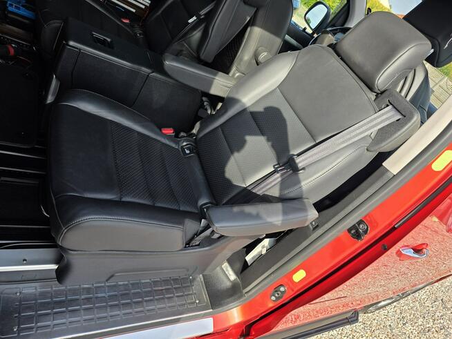 Opel Zafira Life 2.0 Extra Long Business 7osob PanoramaDach Navi Kamera Kamper