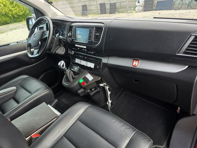 Opel Zafira Life 2.0 Extra Long Business 7osob PanoramaDach Navi Kamera Kamper