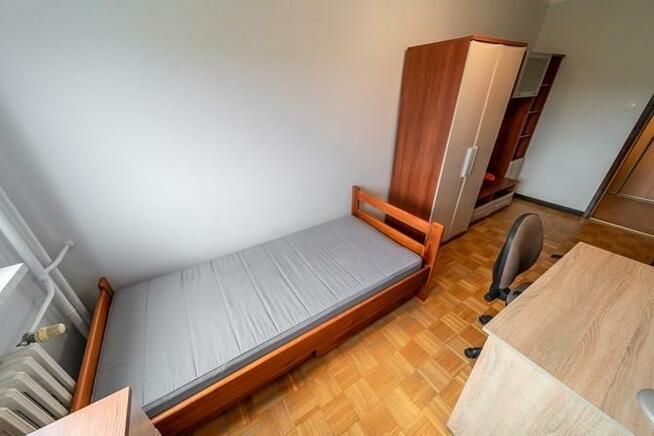 3 pokoje, 59 m2, komórka - Bezpieczna 14