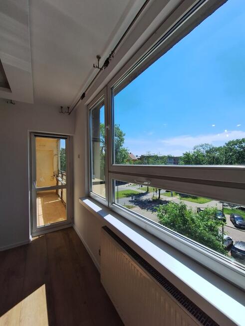 1 POKÓJ | 36,8 m² + PIWNICA 3,23 m² | BALKON