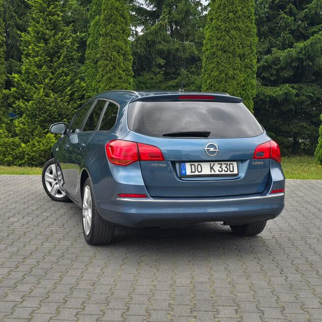 Opel Astra J 1.4 Benzyna 100KM Selection