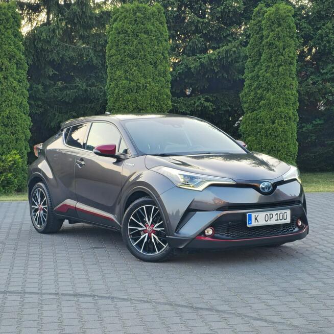 OYOTA C-HR 1.8 HYBRID GR SPORT SKÓRY CZARNY SUFIT KAMERA NAWIGACJA