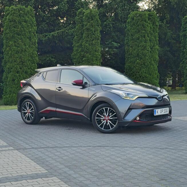 OYOTA C-HR 1.8 HYBRID GR SPORT SKÓRY CZARNY SUFIT KAMERA NAWIGACJA