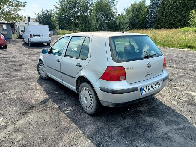 Volkswagen Golf 1.4 98r