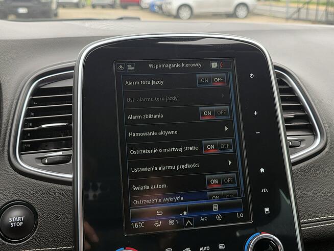 Renault Grand Scenic serwis ASO, Hak