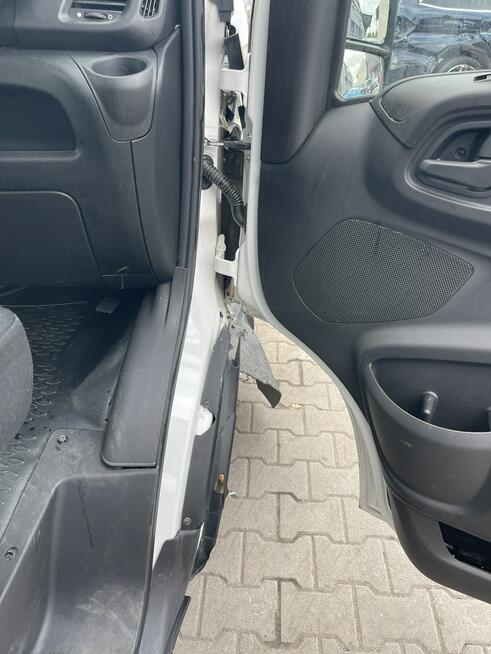 Iveco Daily 35S18 H Automat Plandeka czujniki park. Klimatronik Kabina