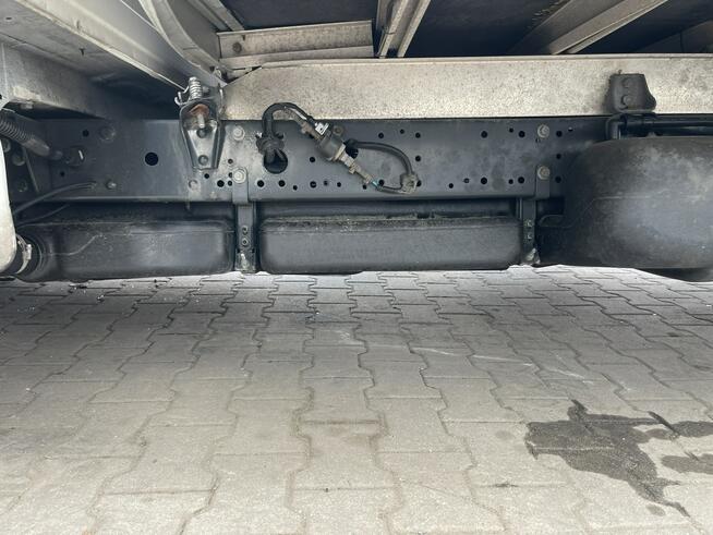 Iveco Daily 35S18 H Automat Plandeka czujniki park. Klimatronik Kabina