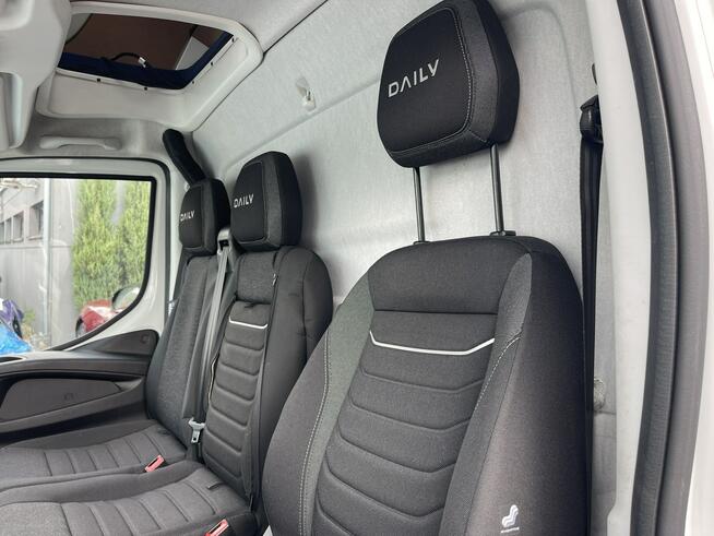 Iveco Daily 35S18 H Automat Plandeka czujniki park. Klimatronik Kabina