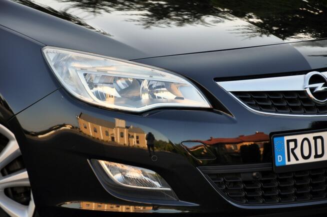 Opel Astra 1.6T(180KM)*Skóry*Grzane Fotele*2xParktronik*I Właściciel*Alu18"ASO