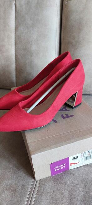 Buty damskie rozmiaru 38 nowe
