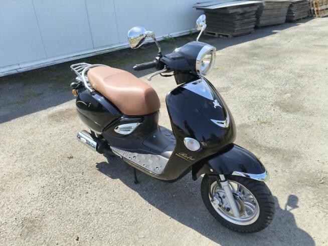 Sprzedam skuter Romet Retro 7 – nowy!