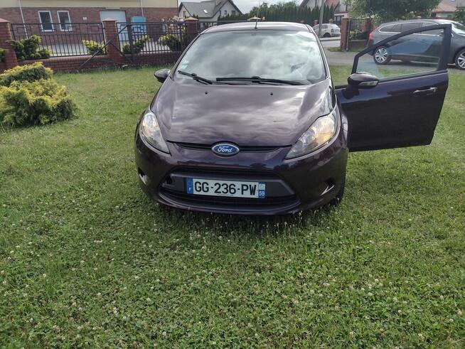 Ford Fiesta 1,2 benzyna 2010