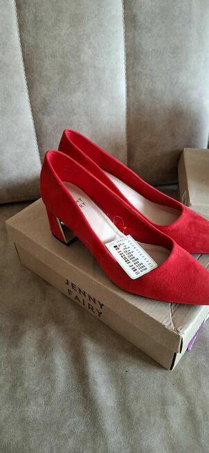 Buty damskie rozmiaru 38 nowe