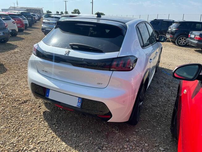 PEUGEOT e-208 136 GT FP097