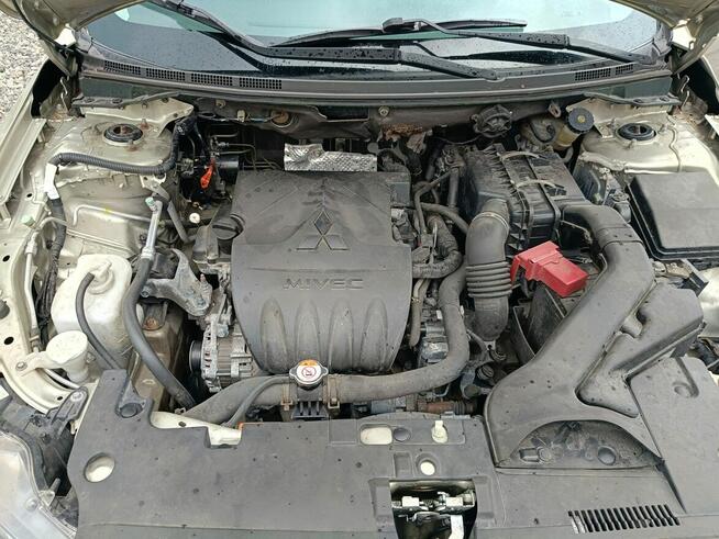 Mitsubishi Lancer hatchback