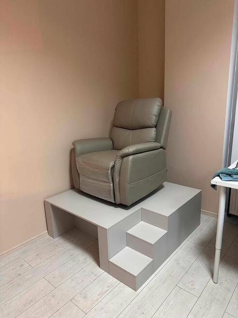 Podest do pedicure na wymiar