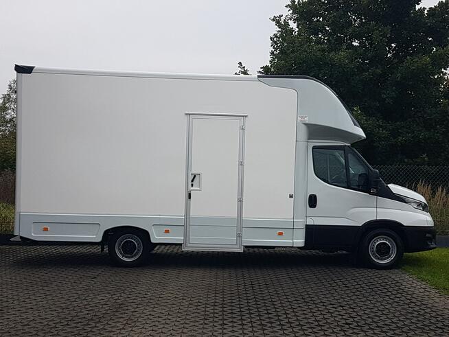 Iveco Daily KONTENER NISKOPODŁOGOWY 4,43x2,23x2,42 SKLEP BAR FOODTRUCK KAMPER AC