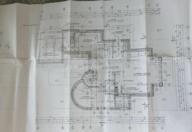 Dom z 7-metrowym salonem i pięknym ogrodem