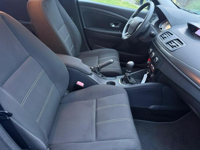 Renault Megane 1.6 110KM lift Super Stan POLECAM