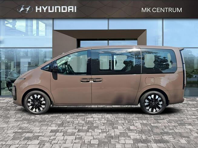 Hyundai Staria Świetna oferta! | 1.6 T-GDI HEV 6AT 2WD (225KM) 7os - Luxury Dark