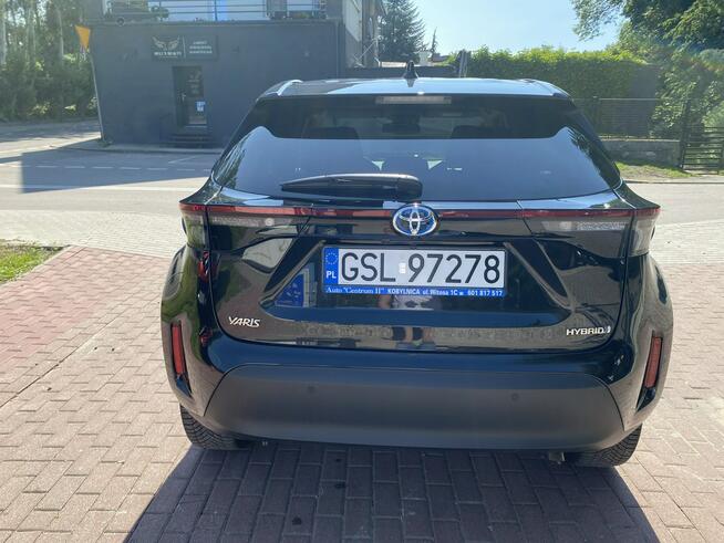 Toyota Yaris Cross 1.5 hybryda tylko 22 tys. km faktura vat 23%