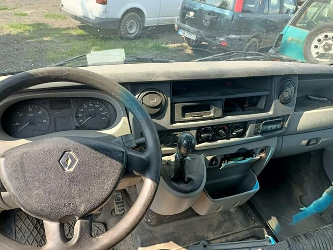 Renault Master 2.5DCI 120km 09r