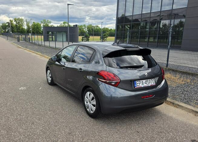 Peugeot 208 1.6HDi 2015r Duży Wyświetlacz Tempomat Klima Isofix Czujniki Piękny