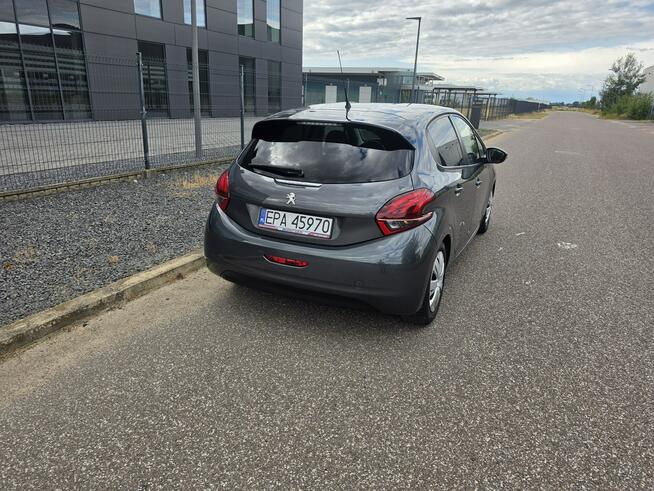 Peugeot 208 1.6HDi 2015r Duży Wyświetlacz Tempomat Klima Isofix Czujniki Piękny