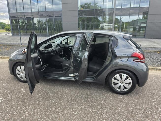 Peugeot 208 1.6HDi 2015r Duży Wyświetlacz Tempomat Klima Isofix Czujniki Piękny