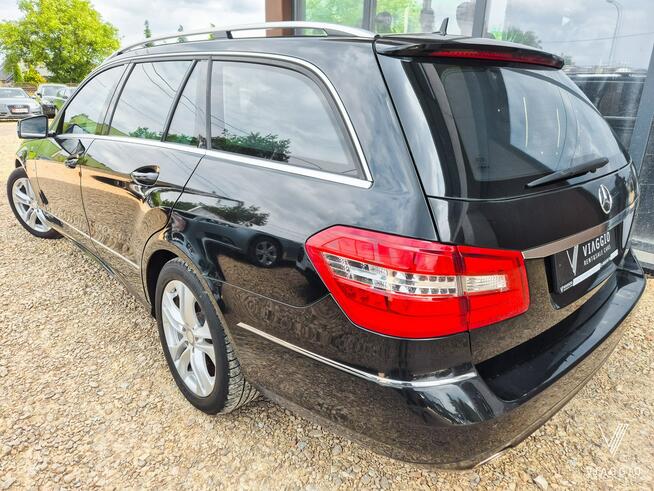Mercedes E200 184km benzyna BIXENON skóra NAVI automat SERWIS 2010