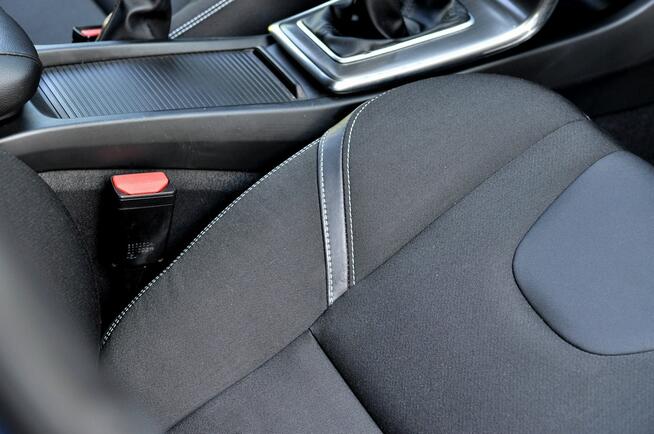 Volvo V40 1,6Hdi 115KM Digital Kamera Navi Parktronik