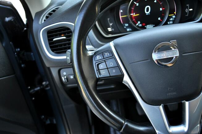 Volvo V40 1,6Hdi 115KM Digital Kamera Navi Parktronik