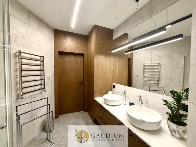 Luksusowy Apartament z Balkonem | BRABANK