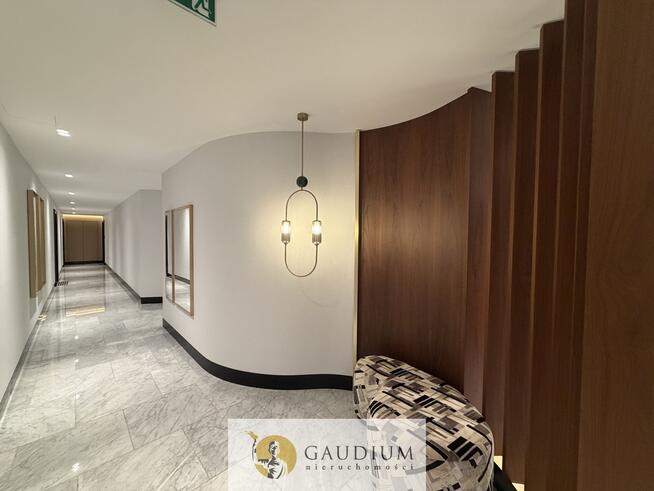 Luksusowy Apartament z Balkonem | BRABANK