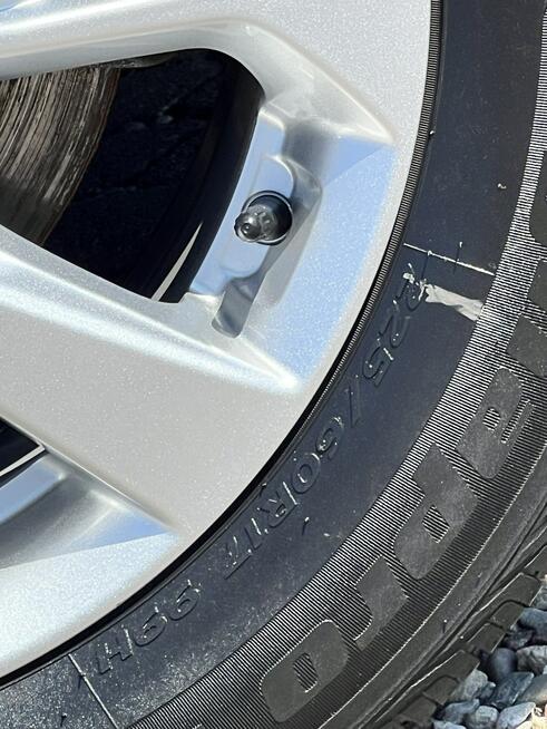 Hyundai Tucson IX35 podgrzewane fotle i kierownica,ekran dotykowy, nawigacja