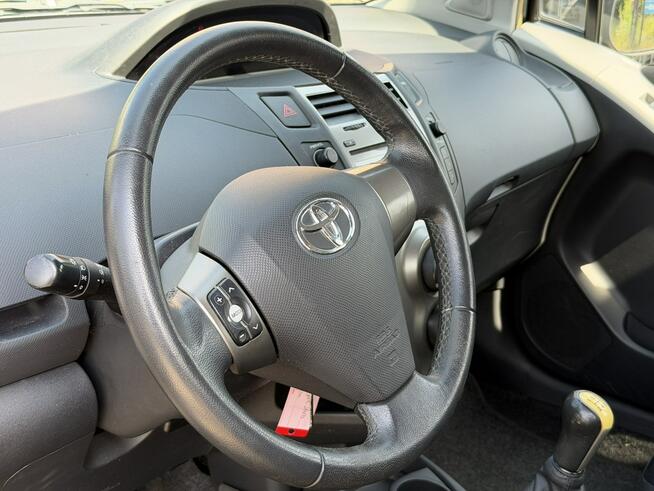 Toyota Yaris 1.0i*70PS*Klima*AUX*Metalik*2właściciel*Od*Nowości*Bez*Wkładu*5*Drzwi