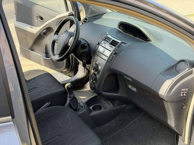 Toyota Yaris 1.0i*70PS*Klima*AUX*Metalik*2właściciel*Od*Nowości*Bez*Wkładu*5*Drzwi