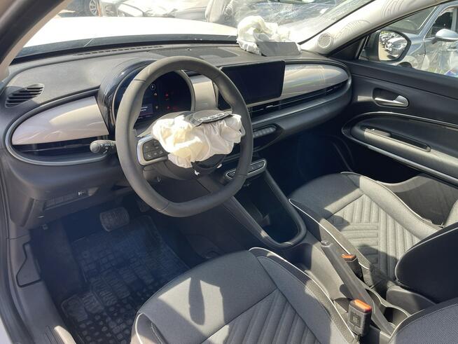 Fiat 600 Automat Hybryda mHEV Klimatronik Kamera Virtual cockpit