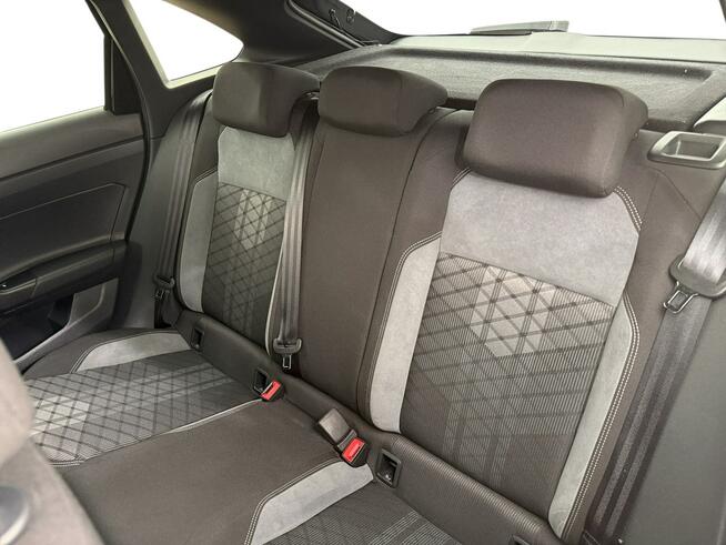 Volkswagen Taigo 1.5TSI R-Line Plus Virtual salon PL 81.220netto